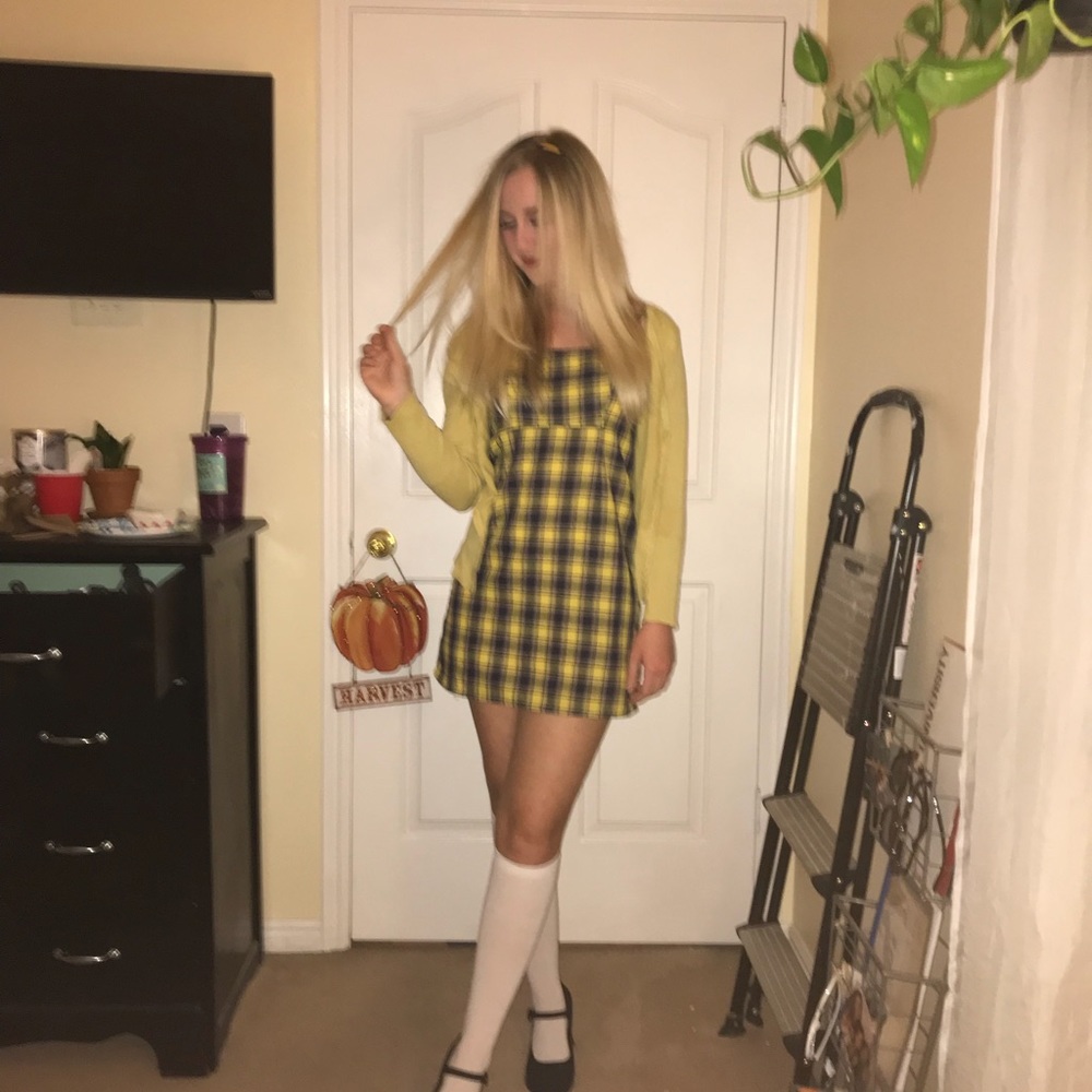 *Reposhing* cute Clueless Cher dress